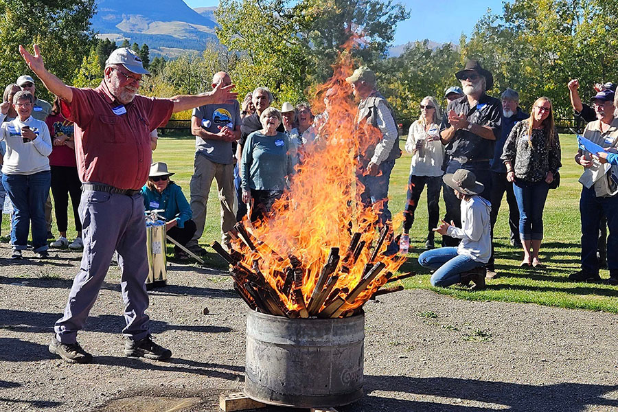 GTMA supporters burning oil stakes in celebration